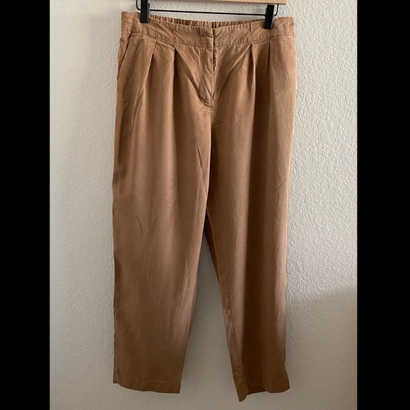 Chico's Pants - Chico’s high waisted loose fitted pleated pants size small/medium